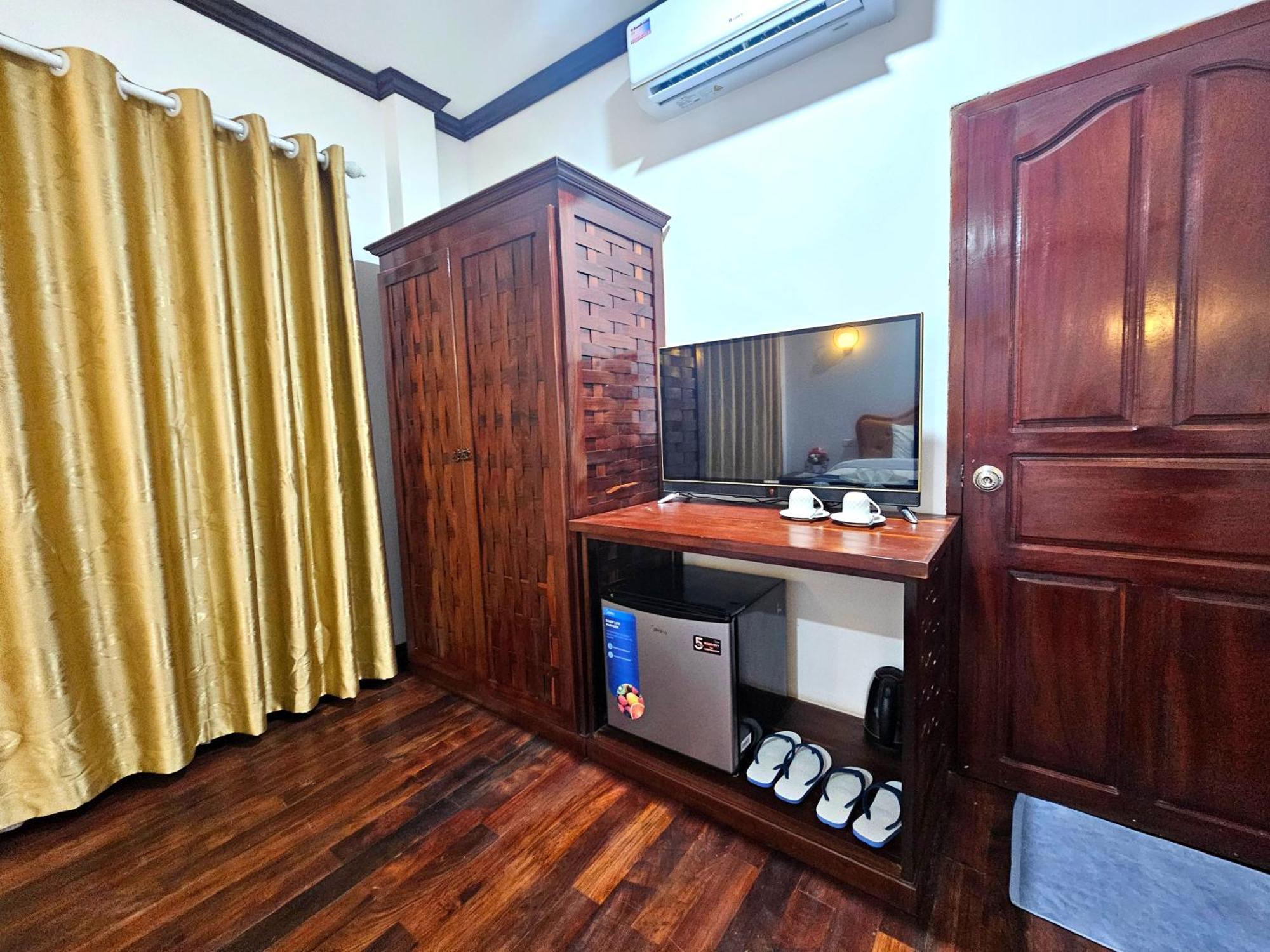 Win Hotel วังเวียง ภายนอก รูปภาพ