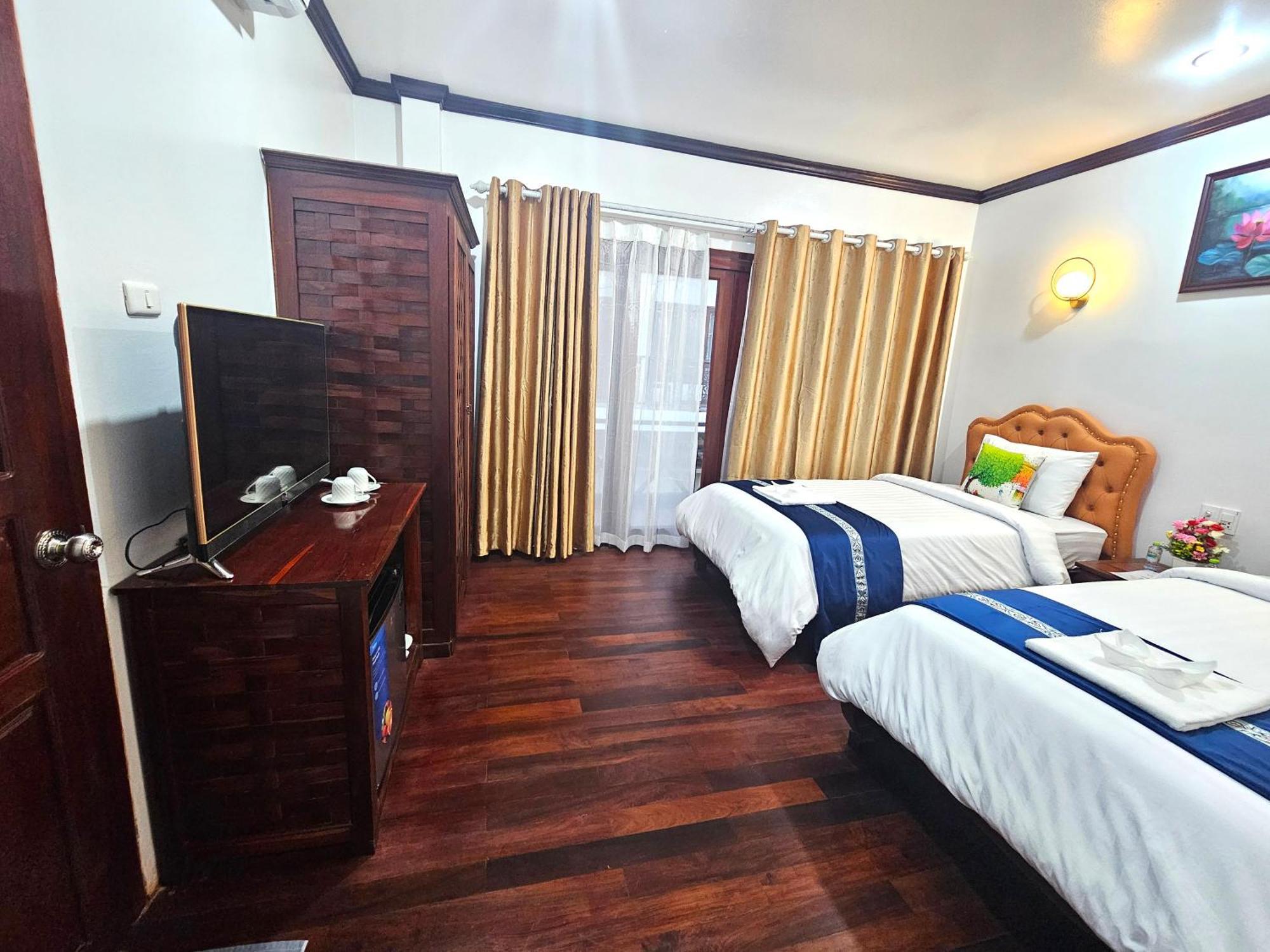 Win Hotel วังเวียง ภายนอก รูปภาพ