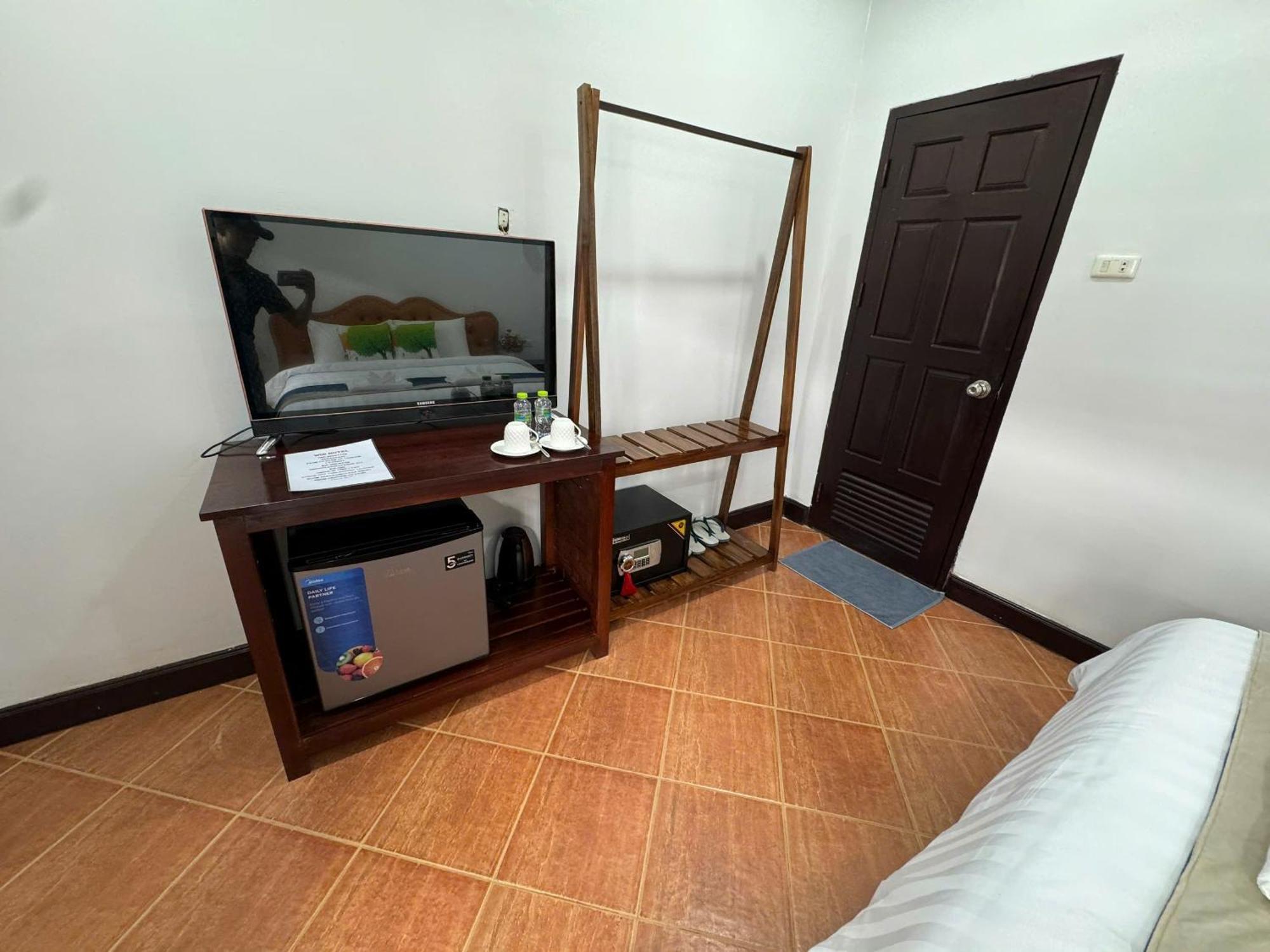 Win Hotel วังเวียง ภายนอก รูปภาพ